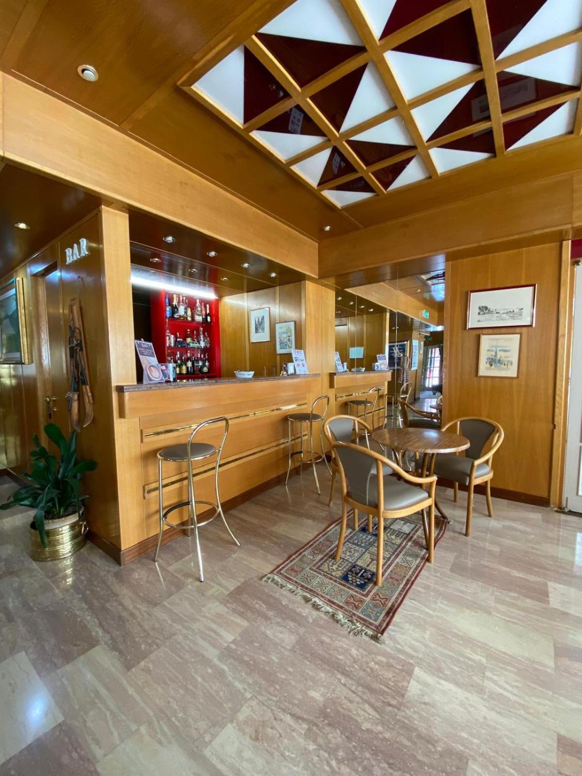 Hotel Sila 카미글리아텔로 실라노 외부 사진