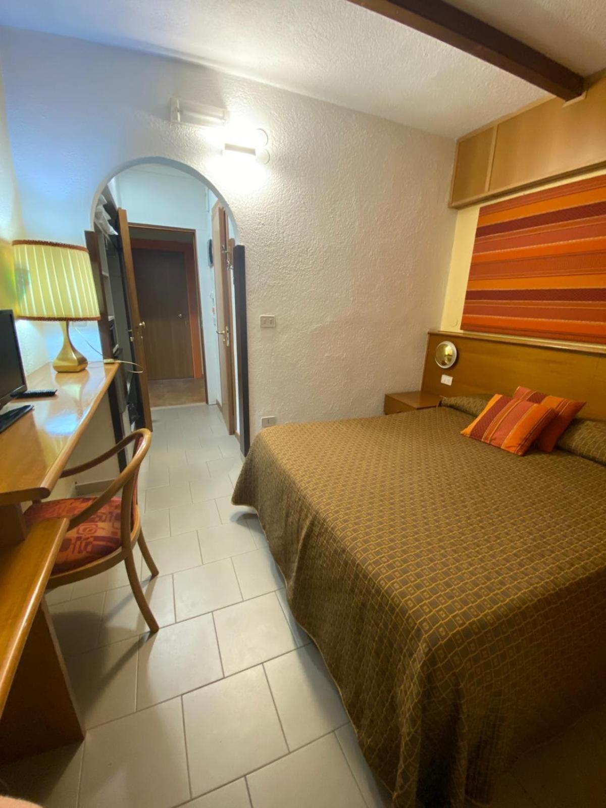 Hotel Sila 카미글리아텔로 실라노 외부 사진